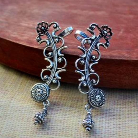 EARRINGS - SALE - - Picture 3 of 5